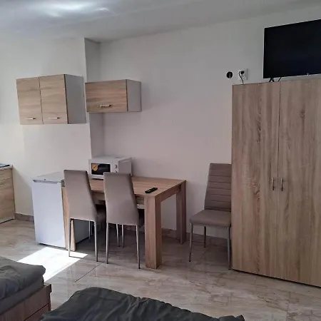 Apartmán Frenat Kuty