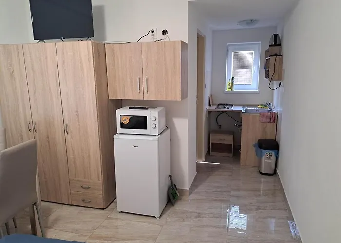 דירה Frenat Kuty